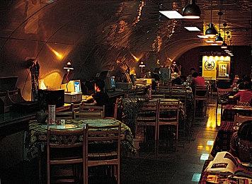 《流放之路2》中 你能在技能宝石内再镶嵌宝石